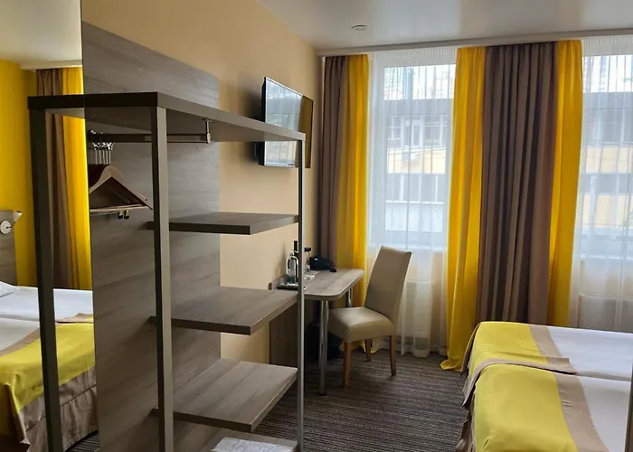 Raziotel Kyiv Yamska